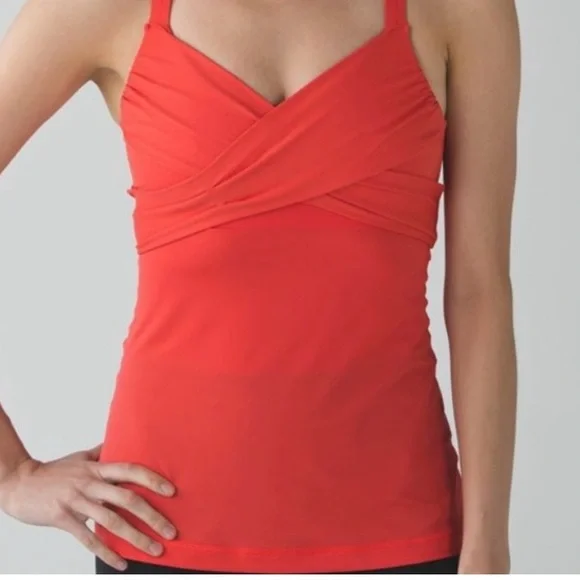 Lululemon Wrap It Up Tank Top Red Women’s Size 12 Built-In Bra - Picture 1 of 7